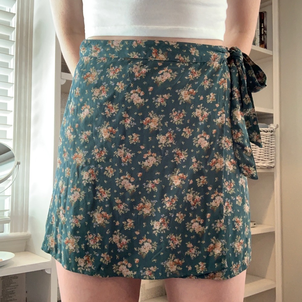 COPY - American Eagle Wrap Skirt- new